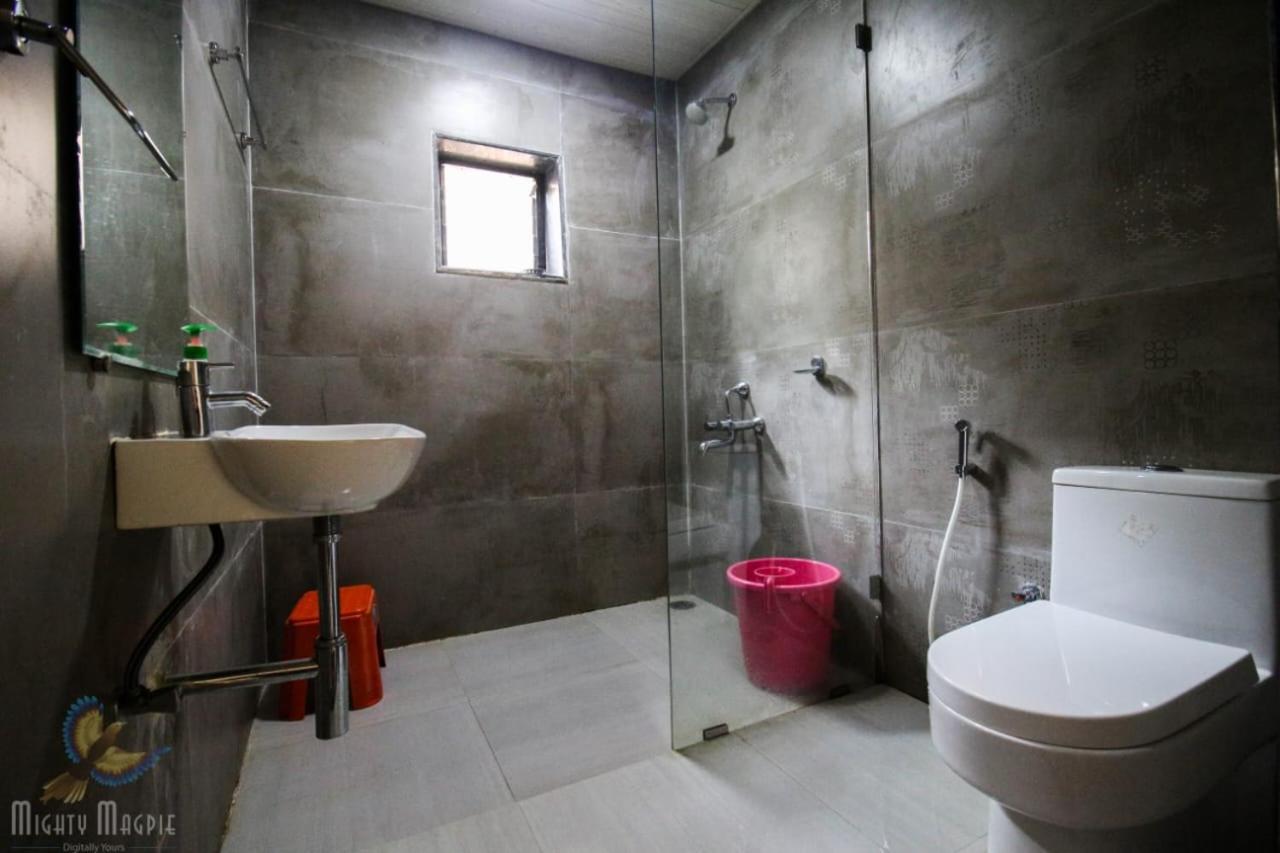 Hotel River Orchid Resort Satara Eksteriør bilde