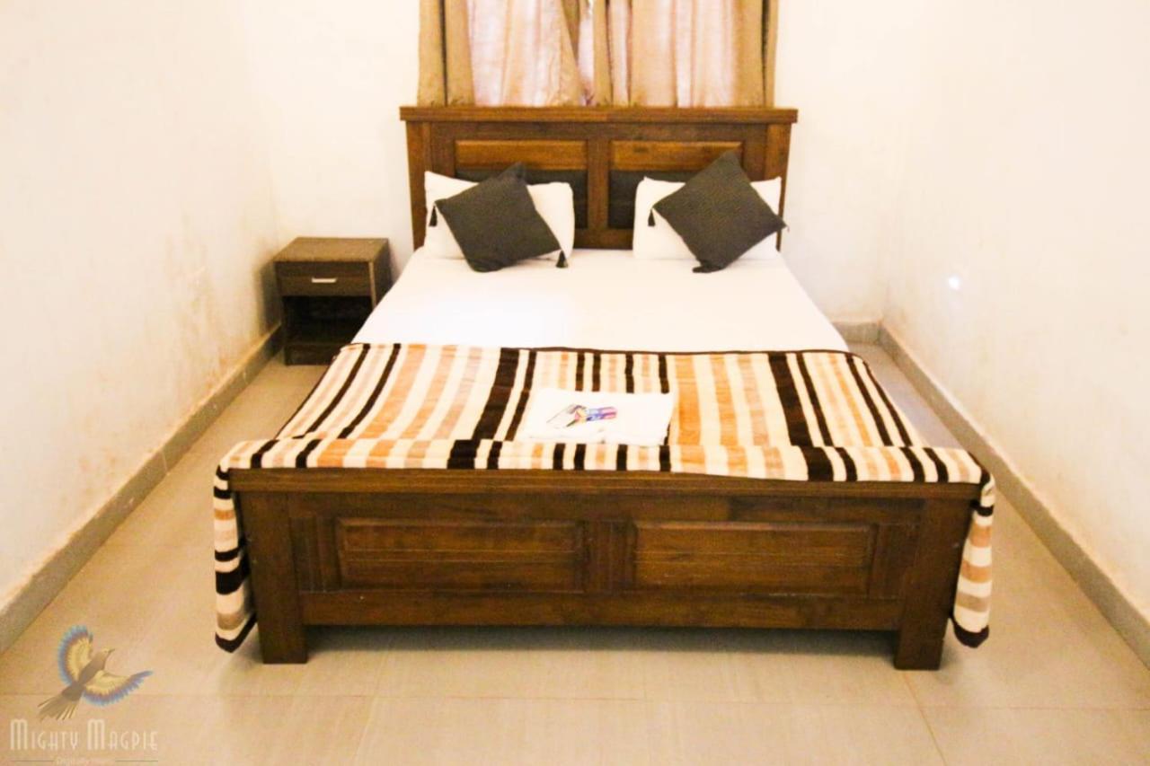 Hotel River Orchid Resort Satara Eksteriør bilde